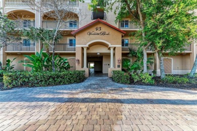 This spacious 3RD floor *END UNIT* offering UNOBSTRUCTED