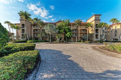 This spacious 3RD floor *END UNIT* offering UNOBSTRUCTED