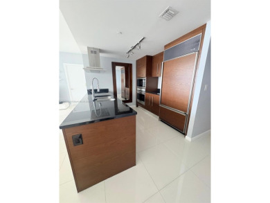 Exceptional Opportunity at Icon Brickell 51st Floor.
Welcome to