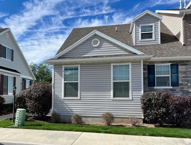 Great end unit townhouse. Nice open floor plan and main floor