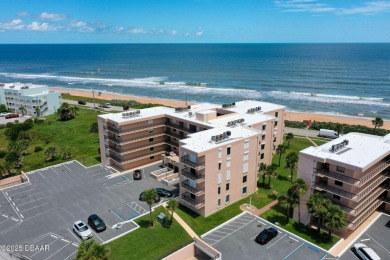 Top Floor-Front Row-All Yours! Wake up in this penthouse with