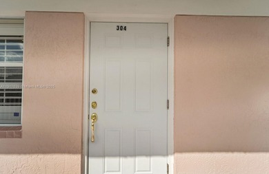 A TOP-RATED 55+ COMMUNITY! Beautifully maintained 2/2 condo in