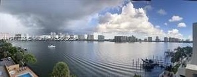 Gorgeous fully renovated apt in Sunny Isles, right on the Bay