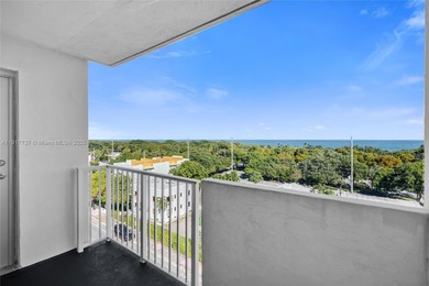 Stunning top-floor corner unit with breathtaking ocean views!