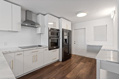 FREE DOCK SLIP 1ST YEAR, PRICE JUST REDUCED BY MOTIVATED