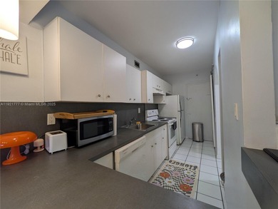 Fully furnished 1-bedroom in the iconic Decoplage, located