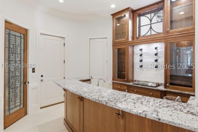 15 Harrogate Drive presents a rare opportunity to own a 6