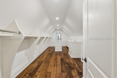 15 Harrogate Drive presents a rare opportunity to own a 6