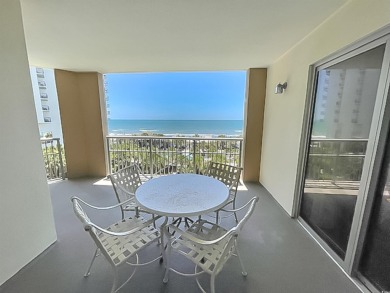 DIRECT OCEANFRONT RESIDENCE!  Indulge in unparalleled coastal