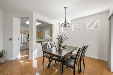 Crisp, clean, and move-in ready -- this charming Warwick model