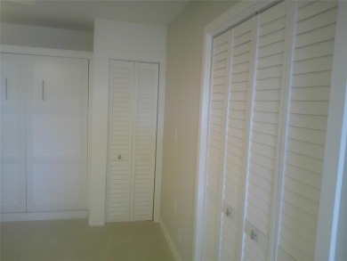 8th floor SE corning unit with amazing views and afternoon shade