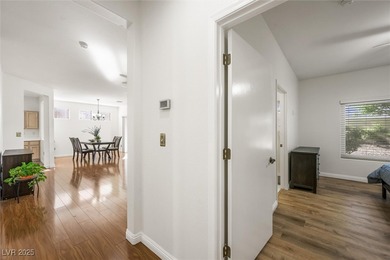 Crisp, clean, and move-in ready -- this charming Warwick model