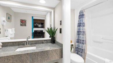 Oceanfront 1 Bedroom 1 Bath Beach Retreat At Landmark Resort