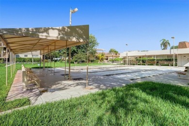 DELUXE large 1-Bedroom /1 Bath (size of a 2 bedrooms) with