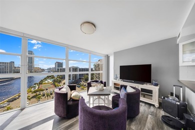 Stunning, fully renovated sub-penthouse offering one of the