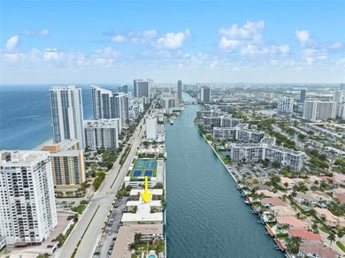 Wow!!!Across the street from the beach! Spacious 2-bedroom