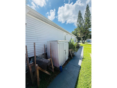 BRING OFFERS, MOTIVATED SELLER. DISCOVER THIS 2-BEDROOM