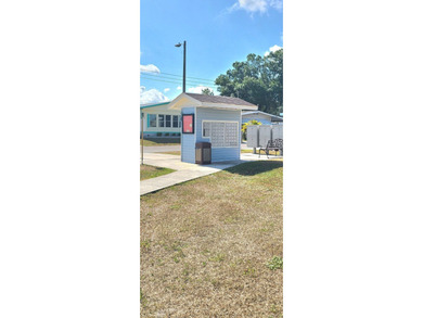 BRING OFFERS, MOTIVATED SELLER. DISCOVER THIS 2-BEDROOM