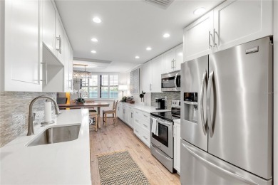 Modern Gulfside Retreat at Privateer South -- 1000 Longboat Club