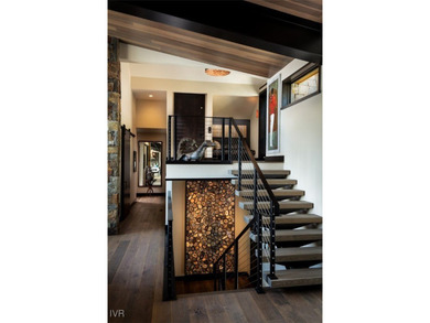 New Modern luxury built in 2019, meets architectural distinction