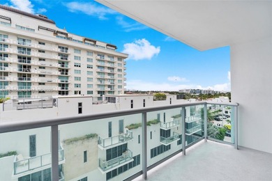 Best value oceanfront in Surfside - renovated building, beach