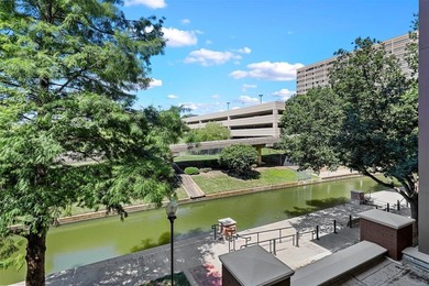 MANDALAY Canal direct View! ! ! Luxury at best. Walk to your
