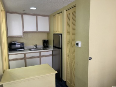 Welcome to Bay Watch Resort - Where Ocean Breezes and Coastal