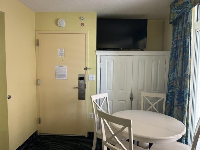 Welcome to Bay Watch Resort - Where Ocean Breezes and Coastal