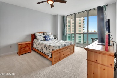 Live in the most elegant building in the area...the Marina