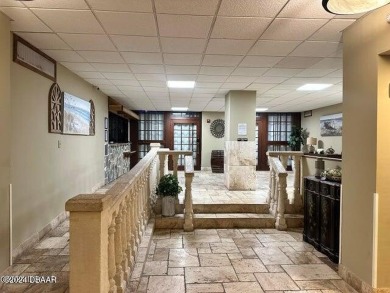 DIRECT OCEAN VIEW on the World's Most Famous Daytona Beach