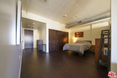 This is a beautiful West facing *soft-loft* condo in Luma