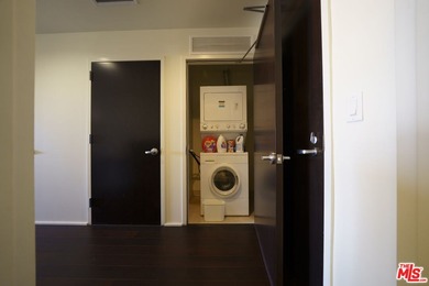 This is a beautiful West facing *soft-loft* condo in Luma