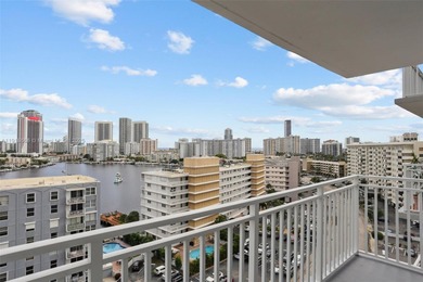 Spacious and remodeled . walking distance to Hallandale beach