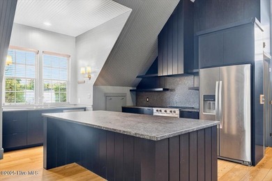 Versatile River View Duplex setup in Downtown Wilmington with