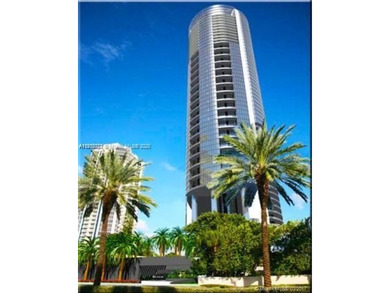 BEAUTIFUL,ULTRA LUXURIOUS 2 STORY DUPLEX WITH 3 BED, 4/1