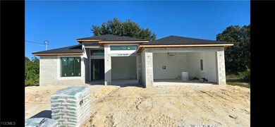 No HOA NO CDD No Flood Zone Insurance - Canal Lot - 3-Car+