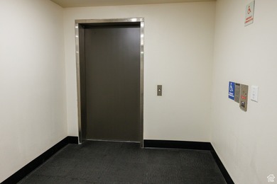 Beautifully Renovated Condo in Prime Provo Location Top-Floor