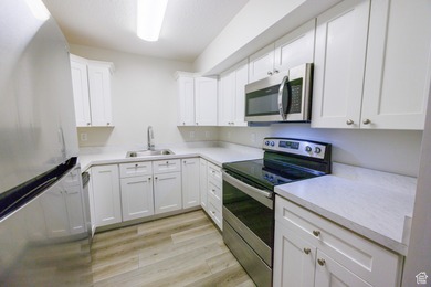 Beautifully Renovated Condo in Prime Provo Location Top-Floor