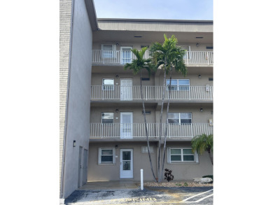 Bright and open, ready to move in two bedrooms-two baths condo