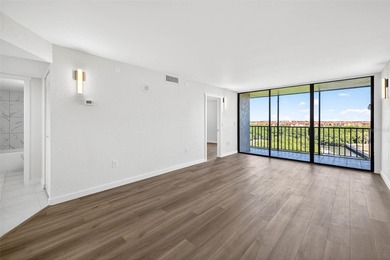 One or more photo(s) has been virtually staged. Step inside this