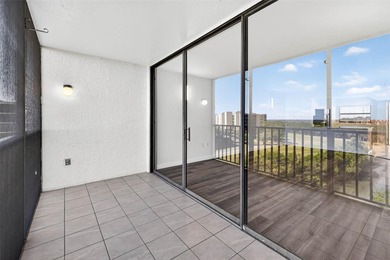 One or more photo(s) has been virtually staged. Step inside this