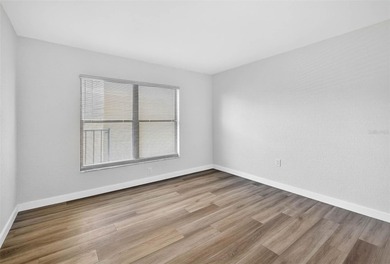 One or more photo(s) has been virtually staged. Step inside this