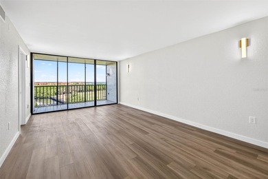 One or more photo(s) has been virtually staged. Step inside this