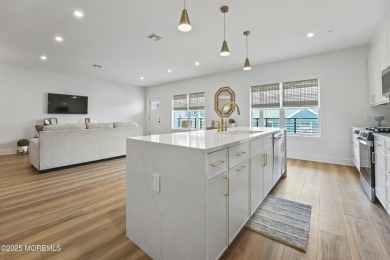 Welcome to The Hamilton, an exclusive oceanblock boutique