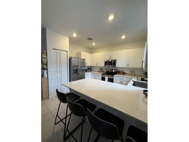 Beautiful newly built home!
Gorgeous property featuring