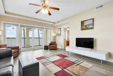 CORNER UNIT WITH EXTRA WINDOWS + WATERWAY VIEWS! This 1-bedroom