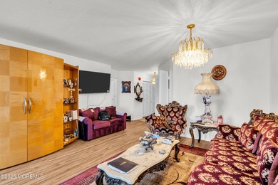 Don't miss this rare penthouse condo in a prime commuter