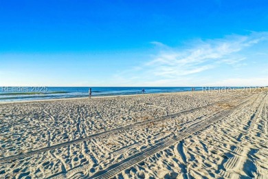 Oceanfront villa with ocean views and refreshing coastal