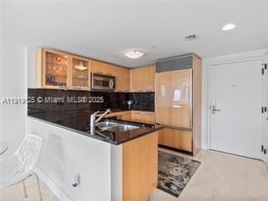 LPH apt in the best line 1 Bed in Central Tower that offers 2