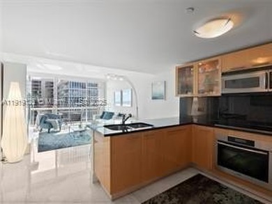 LPH apt in the best line 1 Bed in Central Tower that offers 2